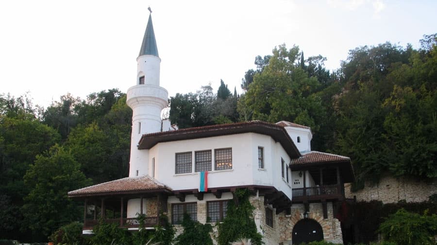 Архитектурно-парков комплекс „Двореца“ poster