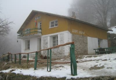 хижа Равнец poster