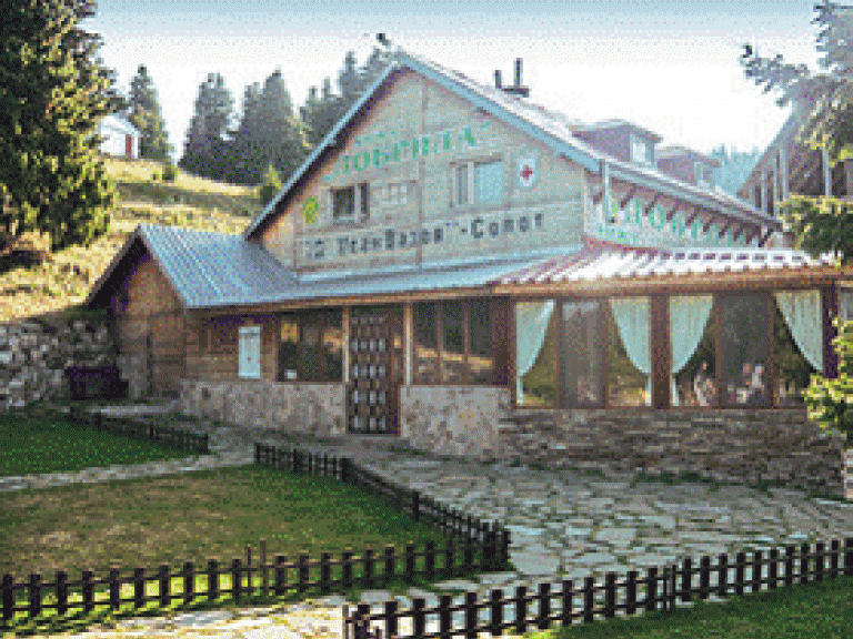 хижа Добрила poster