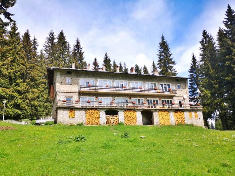 хижа Изгрев poster