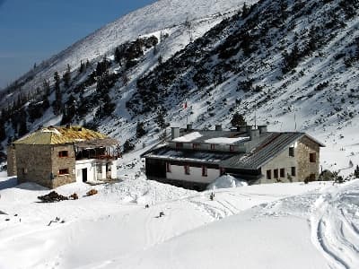 хижа Мальовица poster