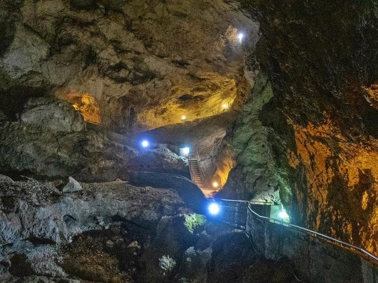 Пещера „Дяволско гърло“ и Триградско ждрело poster